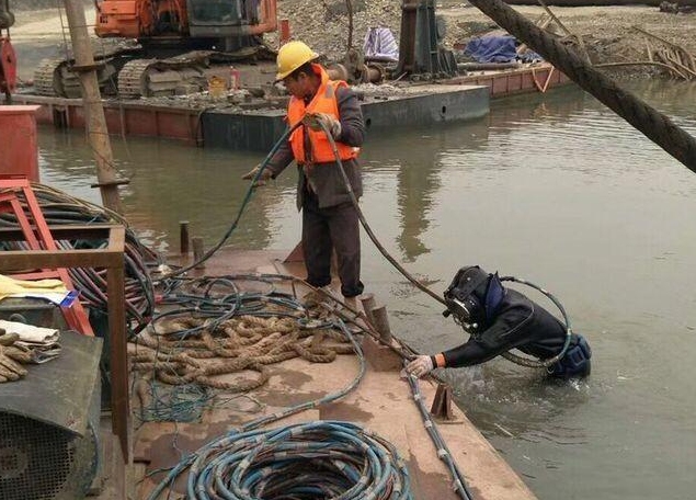 延平潜水封堵打捞